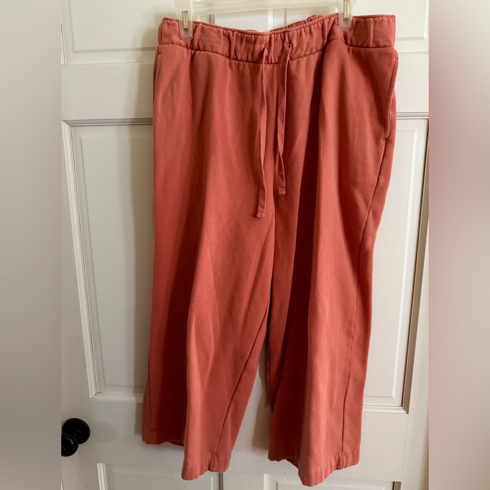 A New Day Vibrant Coral capri sweat pants